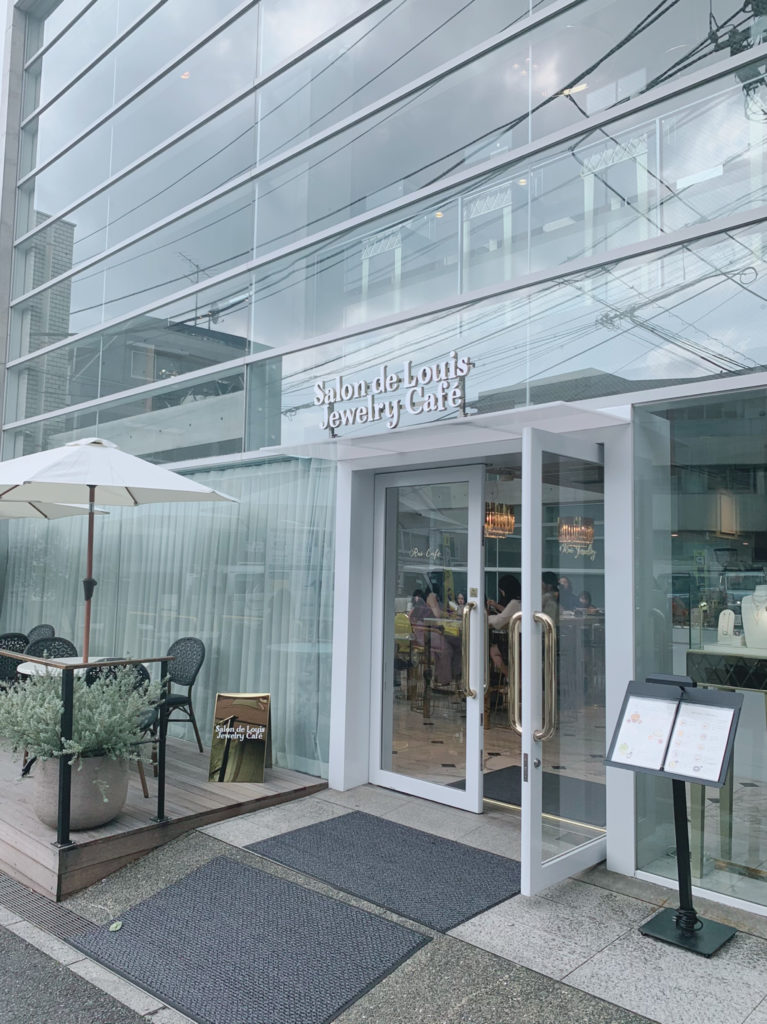 Salon de Louis Jewelry Cafe サロンドロイジュエリーカフェ 外装