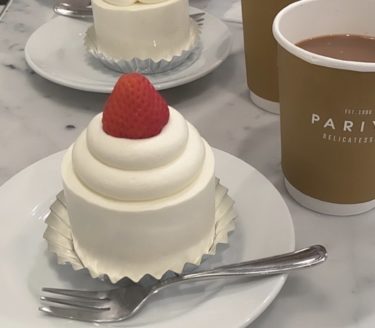 大人気ショートケーキがとても映える！カフェ巡り☕️
