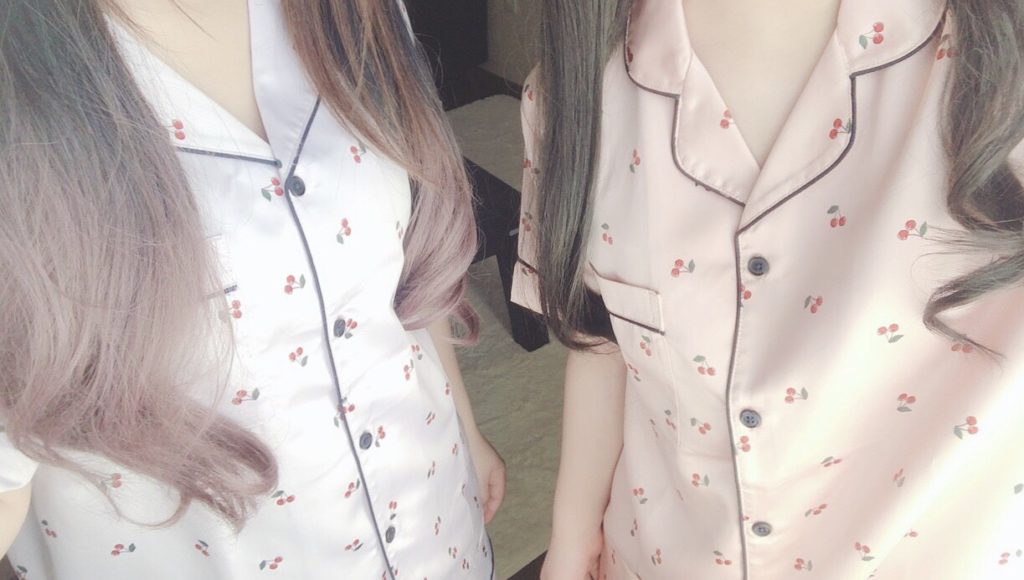 パジャマパーティー